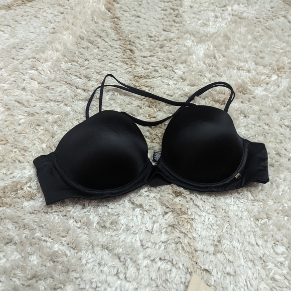 Victoria Secret bra - Picture 1 of 2